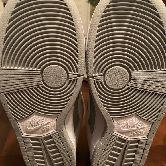 Nike SB dunk lows summit whites wolf grey - Picture 6 of 9